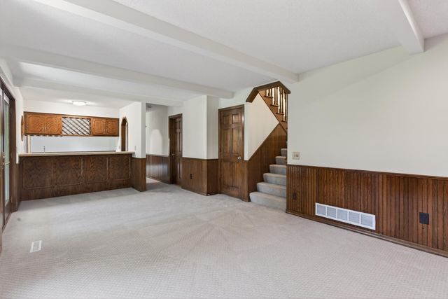 17588 66th Avenue N, Maple Grove, MN 55311