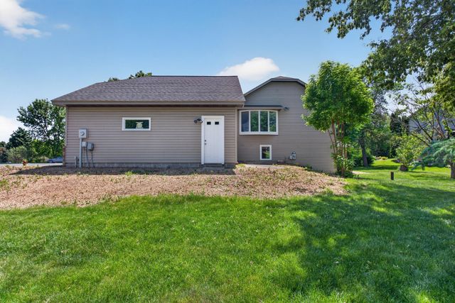 17588 66th Avenue N, Maple Grove, MN 55311