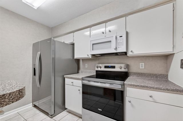 3700 W Clay Street 244, Houston, TX 77019