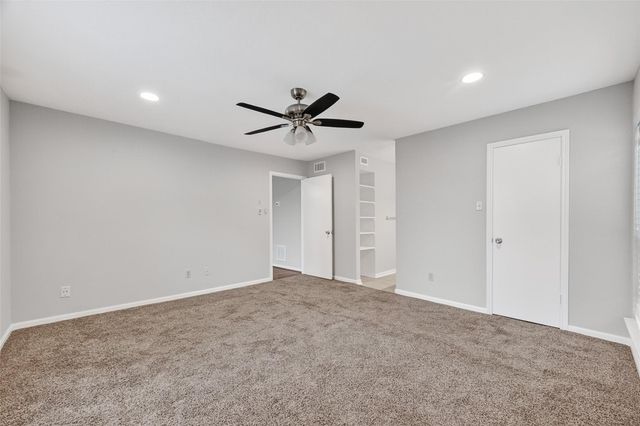 3700 W Clay Street 244, Houston, TX 77019