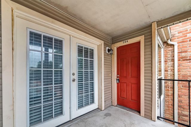 3700 W Clay Street 244, Houston, TX 77019