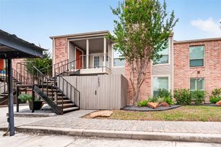 3700 W Clay Street 244, Houston, TX 77019