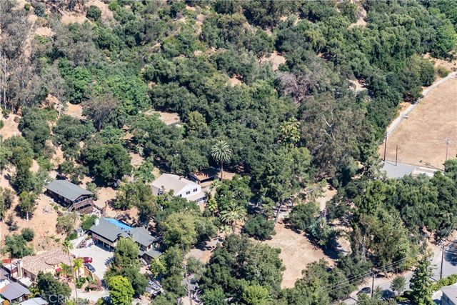 537 Cloverleaf Dr, Monrovia, CA 91016