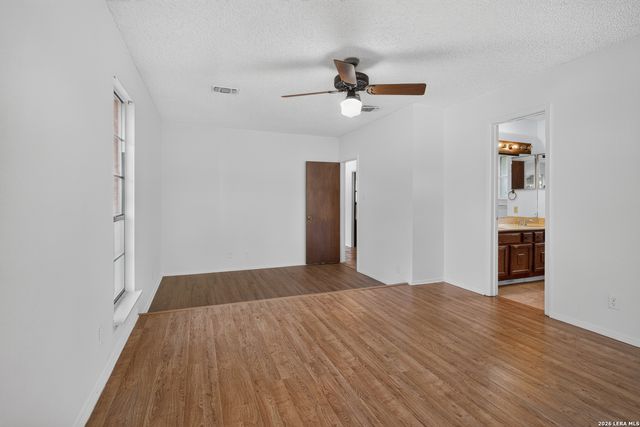 4427 MEREDITH WOODS ST, San Antonio, TX 78249