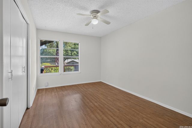 4427 MEREDITH WOODS ST, San Antonio, TX 78249
