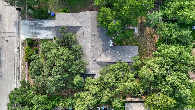 4427 MEREDITH WOODS ST, San Antonio, TX 78249