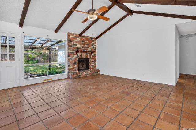 4427 MEREDITH WOODS ST, San Antonio, TX 78249