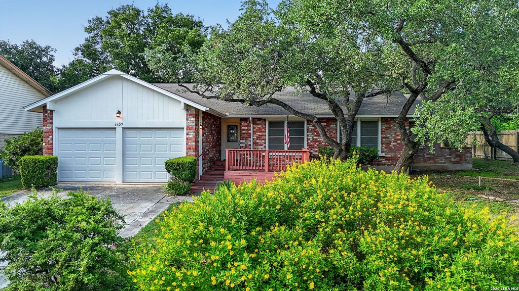 4427 MEREDITH WOODS ST, San Antonio, TX 78249