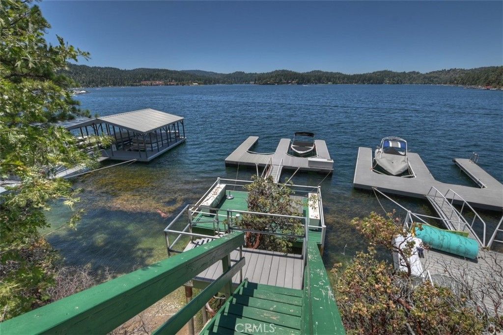 Image 6 of property listing at 0 Dock S 401 A, Lake Arrowhead, CA 92352