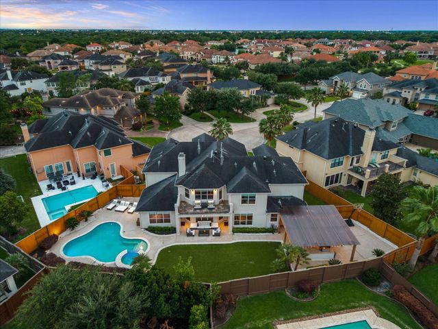 13606 Springcross Court, Houston, TX 77077