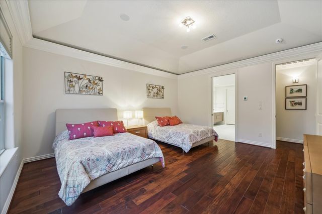 13606 Springcross Court, Houston, TX 77077