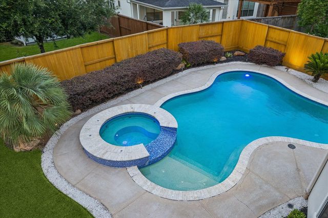 13606 Springcross Court, Houston, TX 77077