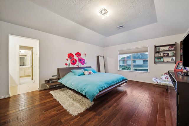 13606 Springcross Court, Houston, TX 77077
