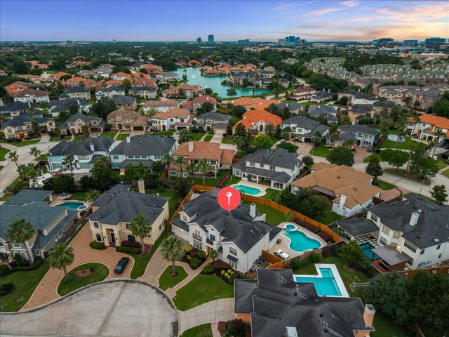 13606 Springcross Court, Houston, TX 77077