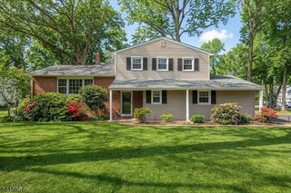 112 Crane Cir, New Providence Boro, NJ 07974