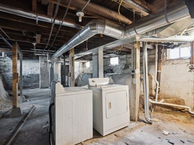 1238 Ellis Boulevard NW, Cedar Rapids, IA 52405