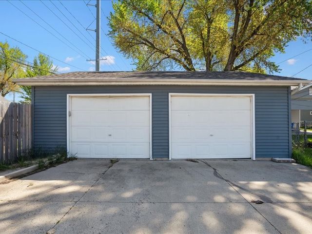 1238 Ellis Boulevard NW, Cedar Rapids, IA 52405