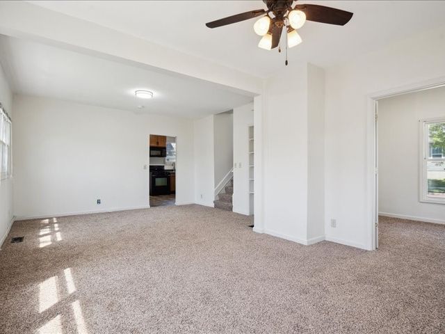 1238 Ellis Boulevard NW, Cedar Rapids, IA 52405