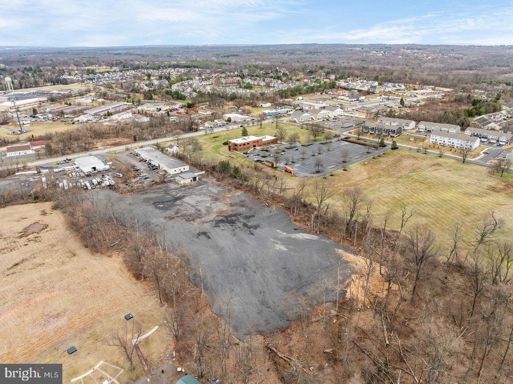 3938-3940 RIDGE PIKE #UNIT F, Collegeville, PA 19426 — exterior
