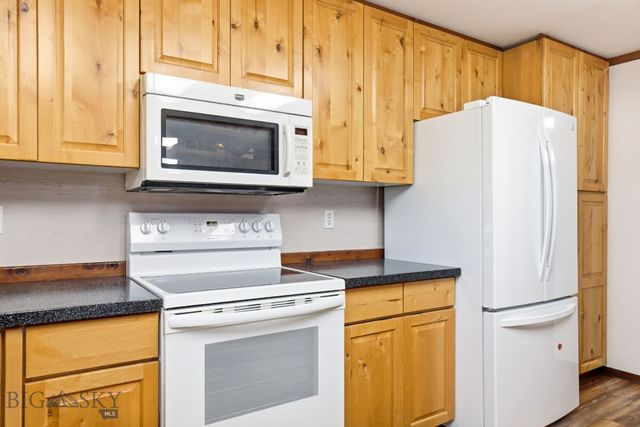 801 Amsterdam Boulevard, Belgrade, MT 59714