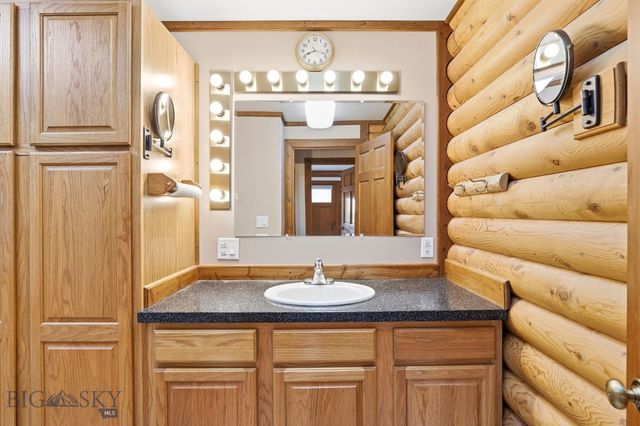 801 Amsterdam Boulevard, Belgrade, MT 59714