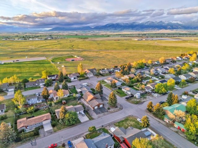 801 Amsterdam Boulevard, Belgrade, MT 59714