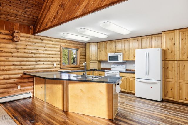 801 Amsterdam Boulevard, Belgrade, MT 59714