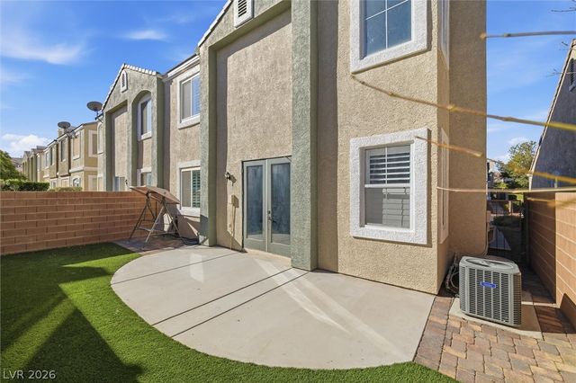 972 Prestwick Street, Las Vegas, NV 89145