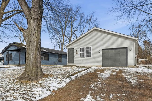 1512 E Dartmouth Avenue, Muncie, IN 47303