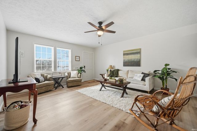 1512 E Dartmouth Avenue, Muncie, IN 47303