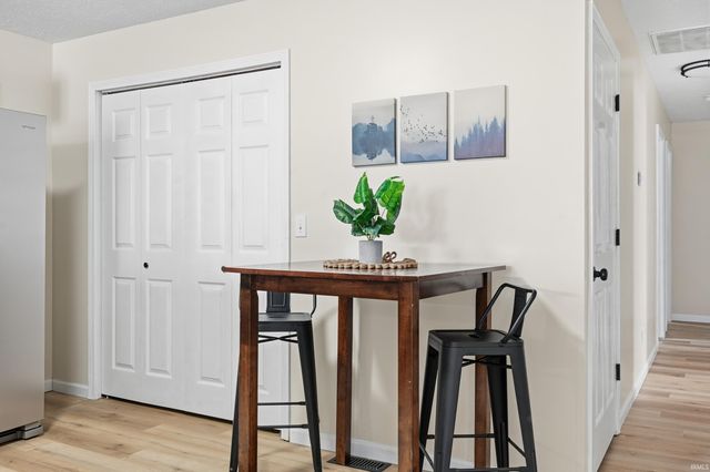 1512 E Dartmouth Avenue, Muncie, IN 47303