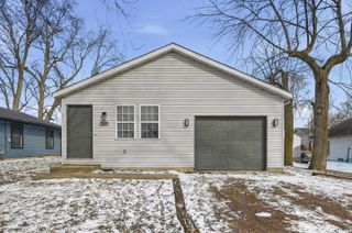 1512 E Dartmouth Avenue, Muncie, IN 47303