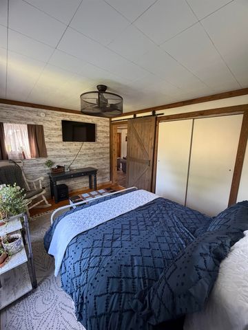 17692 Lincoln Highway, Plymouth, IN 46563