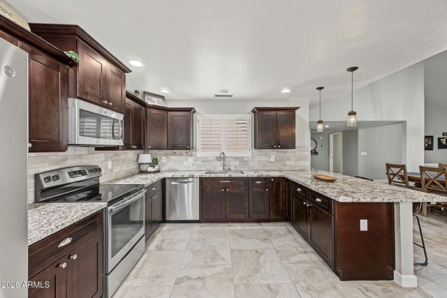 10410 E EAST Drive, Sun Lakes, AZ 85248