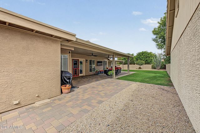 10410 E EAST Drive, Sun Lakes, AZ 85248