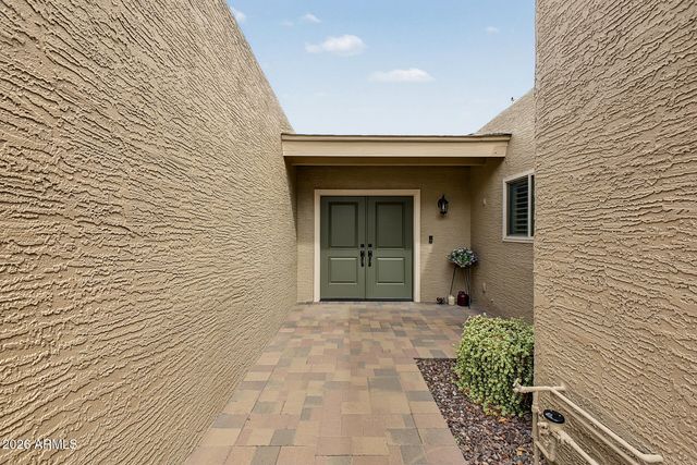 10410 E EAST Drive, Sun Lakes, AZ 85248