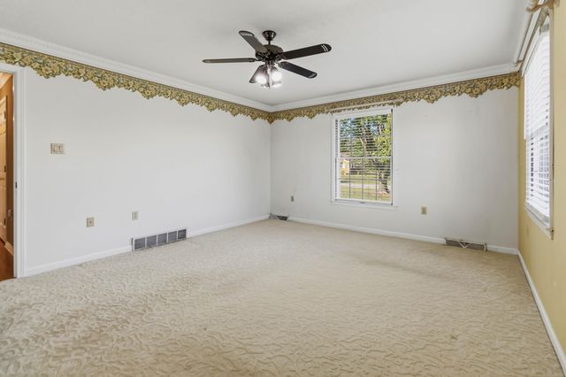 43 Farmington Avenue, Monticello, KY 42633