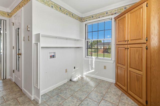 43 Farmington Avenue, Monticello, KY 42633