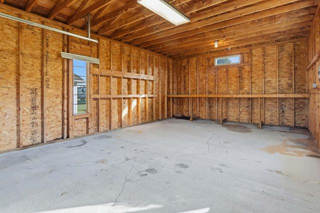 43 Farmington Avenue, Monticello, KY 42633