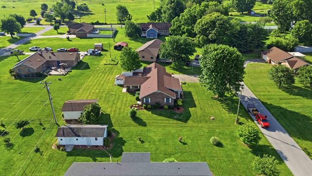 43 Farmington Avenue, Monticello, KY 42633
