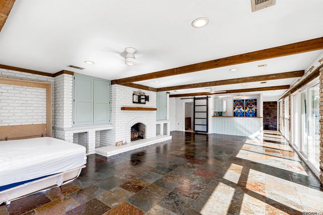 4204 Pine Park Dr, Baton Rouge, LA 70809