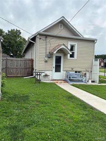 2978 Madison Avenue, Granite City, IL 62040