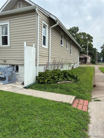 2978 Madison Avenue, Granite City, IL 62040