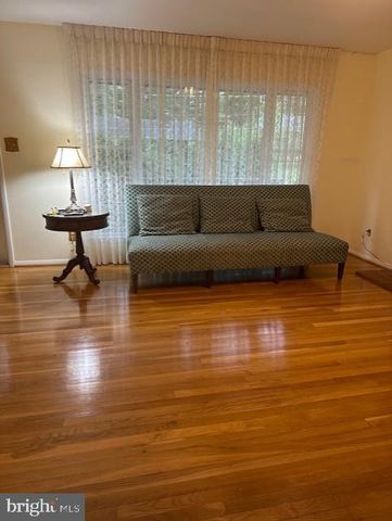 112 ROLLING RD E, Gaithersburg, MD 20877