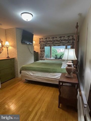 112 ROLLING RD E, Gaithersburg, MD 20877