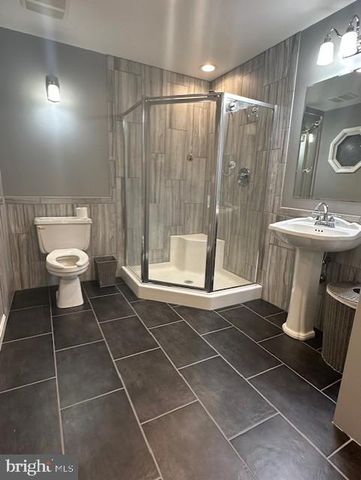 112 ROLLING RD E, Gaithersburg, MD 20877