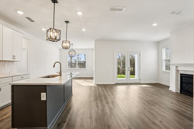 7727 Danswerk Dr, Murfreesboro, TN 37129