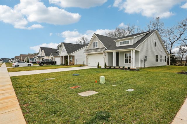 7727 Danswerk Dr, Murfreesboro, TN 37129