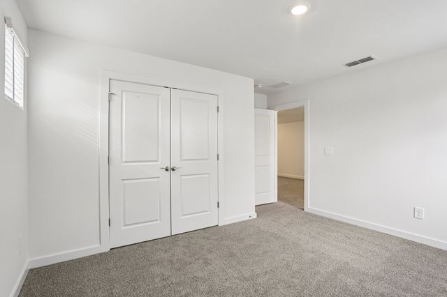 7727 Danswerk Dr, Murfreesboro, TN 37129