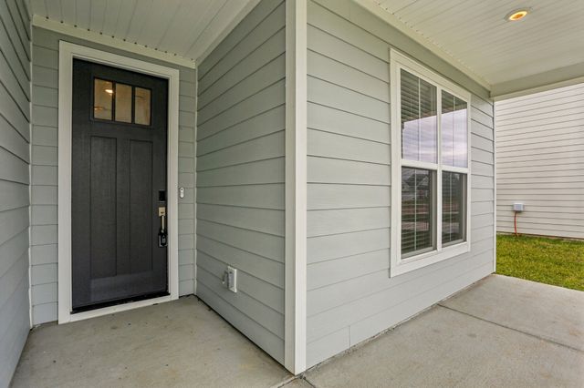 7727 Danswerk Dr, Murfreesboro, TN 37129